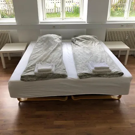 In Quiet White Hortensiavej 8 On Frederiksberg C Ostello Copenaghen