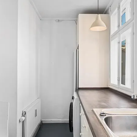 In Quiet White Hortensiavej 8 On Frederiksberg C Hostel *