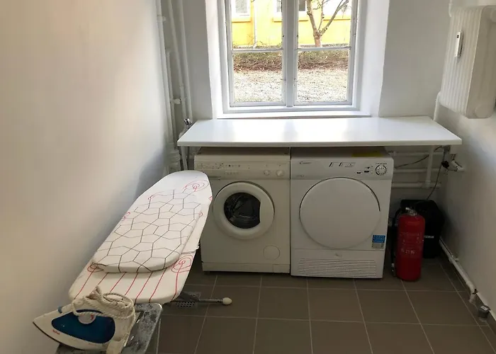 In Quiet White Hortensiavej 8 On Frederiksberg C Hostel *