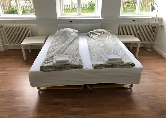 In Quiet White Hortensiavej 8 On Frederiksberg C Hostel Copenhagen