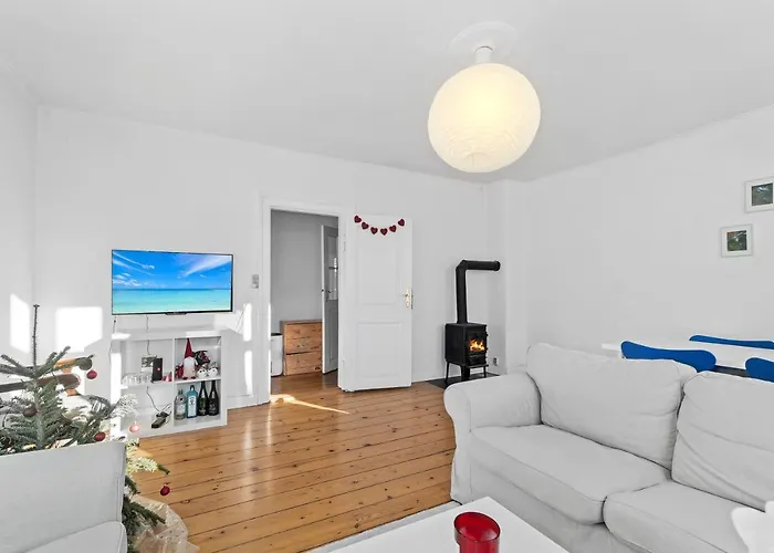 In Quiet White Hortensiavej 8 On Frederiksberg C * Copenhagen