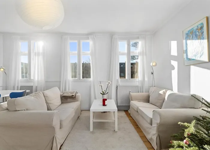 In Quiet White Hortensiavej 8 On Frederiksberg C Hostel