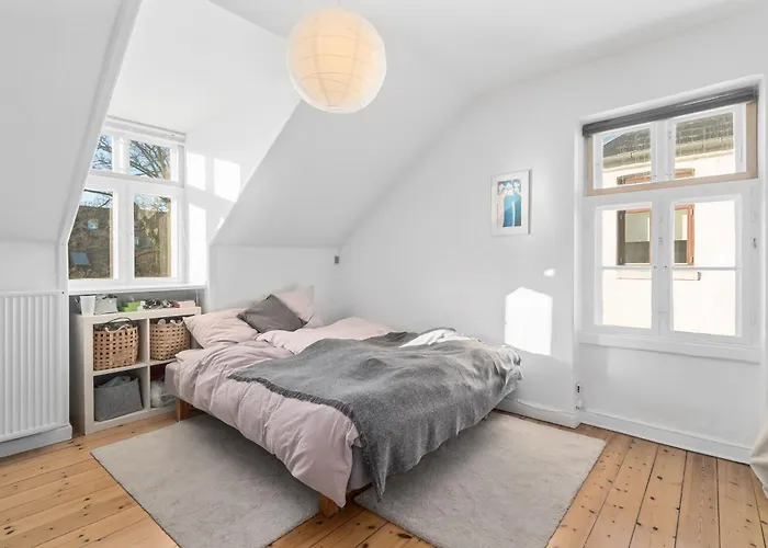 Hostel In Quiet White Hortensiavej 8 On Frederiksberg C