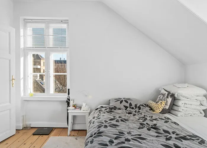 In Quiet White Hortensiavej 8 On Frederiksberg C *